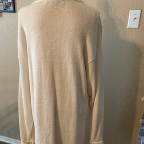 Winter white long sleeve sweater with beading - Picture 3 of 3